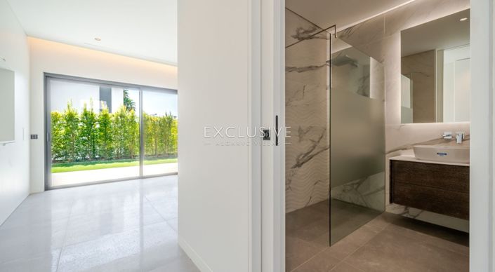 Image No.9-Villa de 4 chambres à vendre à Loule