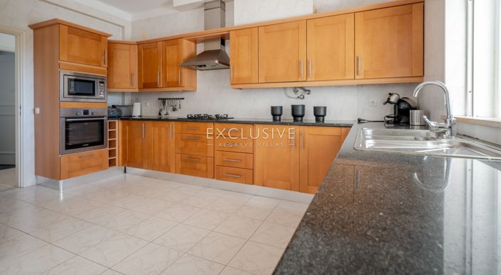 Image No.10-Villa de 4 chambres à vendre à Portimao