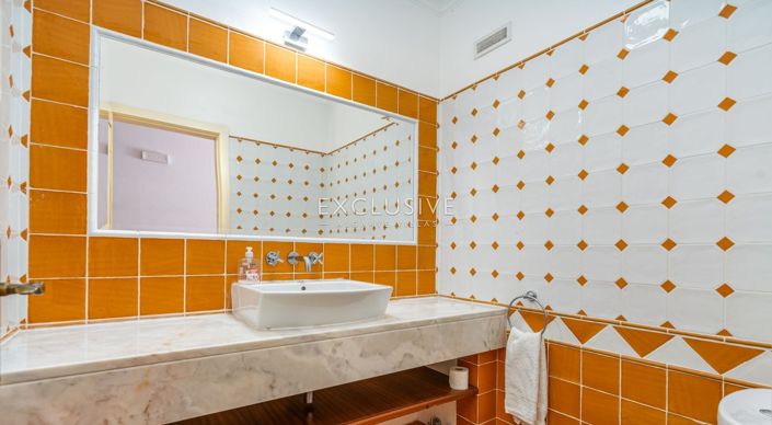 Image No.7-Villa de 7 chambres à vendre à Lagoa