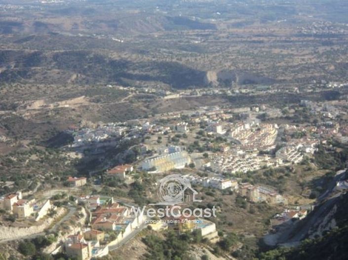 Image No.2-Terre à vendre à Kathikas