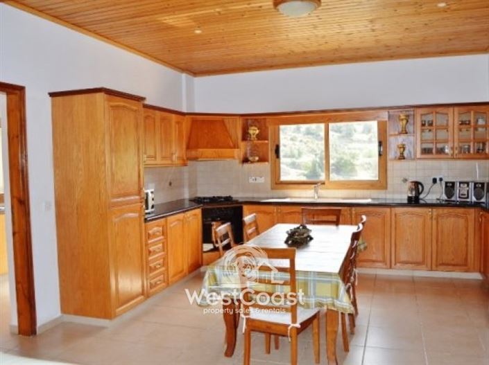 Image No.4-Villa de 4 chambres à vendre à Argaka