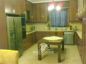 64765-5-bedroom-detached-house-in-tsadafull