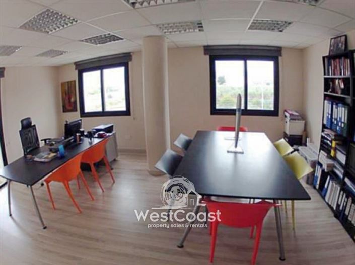 Image No.5-Commercial à vendre à Paphos