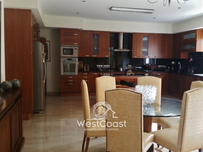 Image No.4-6 Bed Villa for sale