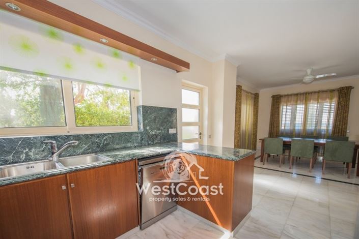 Image No.8-Villa de 5 chambres à vendre à Lachi