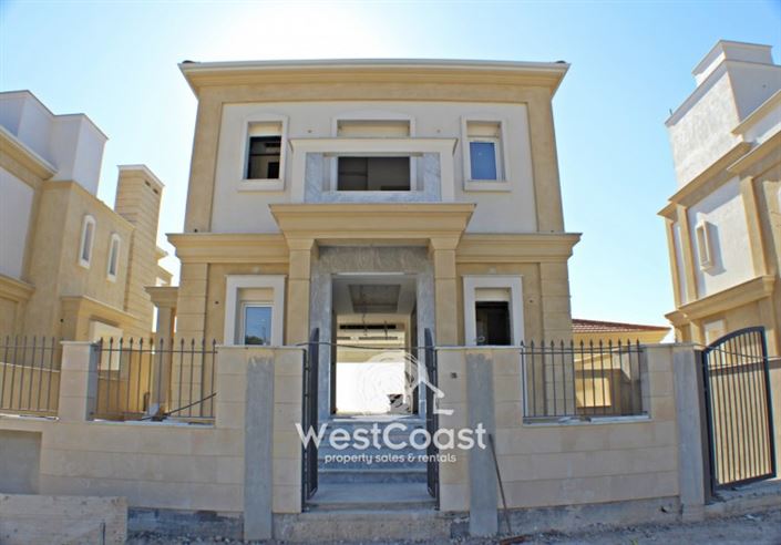 Image No.5-Villa de 4 chambres à vendre à Kissonerga