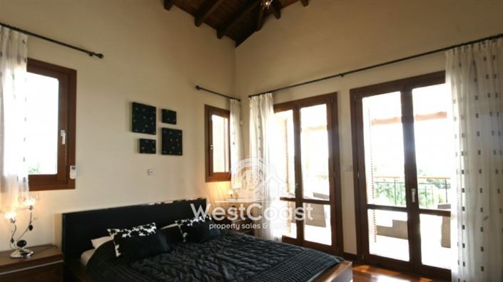 Image No.9-4 Bed Villa for sale