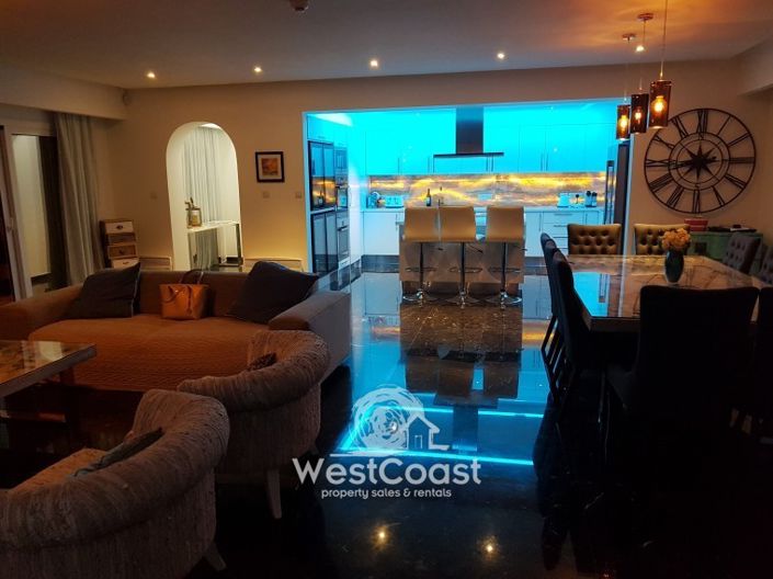 Image No.3-Penthouse de 3 chambres à vendre à Yeroskipou