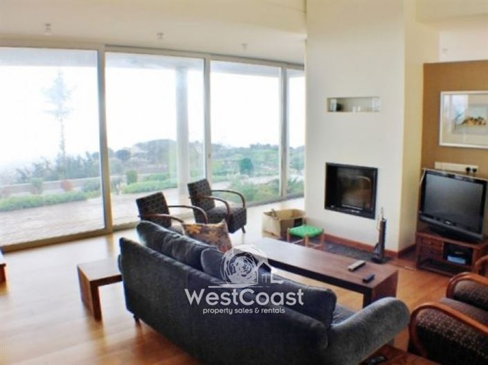 Image No.5-Villa de 4 chambres à vendre à Tsada