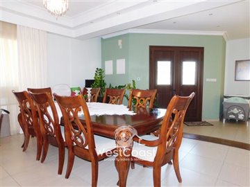 107403-detached-villa-for-sale-in-kolonifull