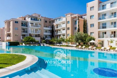 1 - Universal, Townhouse