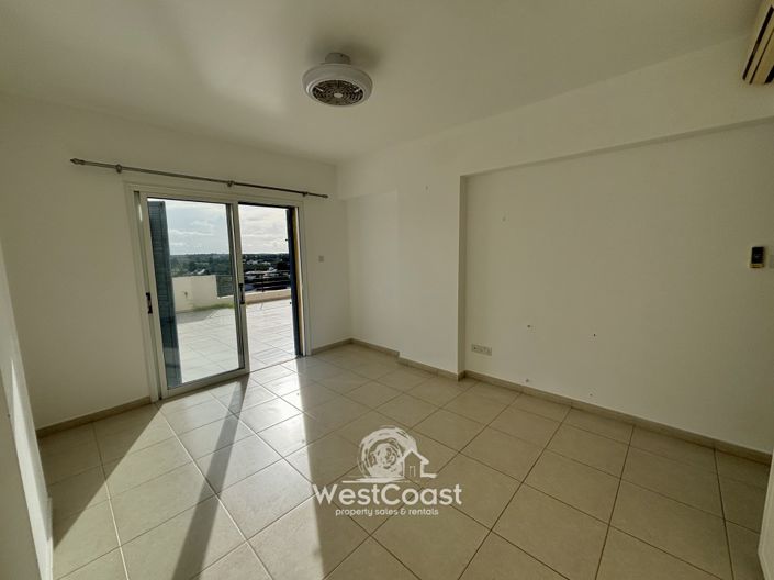 Image No.8-Penthouse de 3 chambres à vendre à Yeroskipou