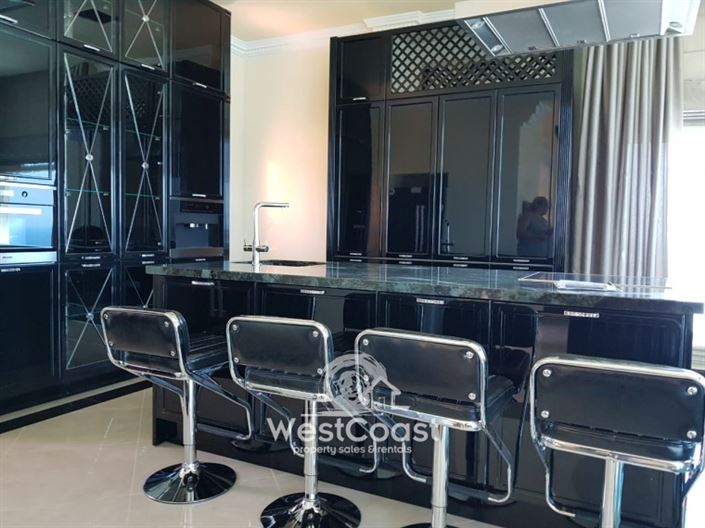 Image No.3-Villa de 5 chambres à vendre à Aphrodite Hills