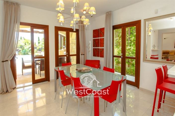 Image No.10-3 Bed Villa for sale