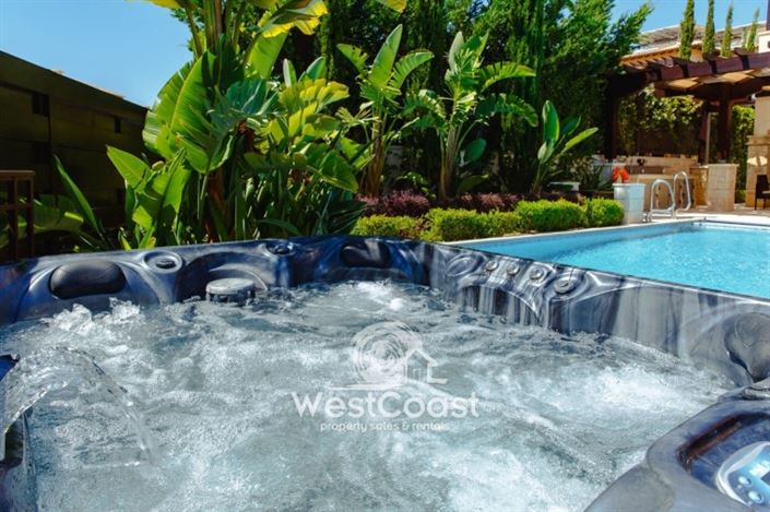 Image No.3-3 Bed Villa for sale