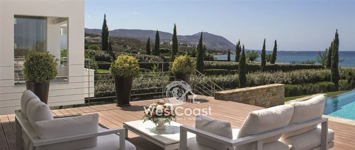 Image No.9-3 Bed Villa for sale