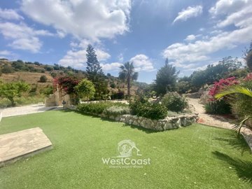 144270-bungalow-for-sale-in-armoufull