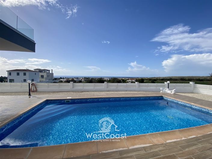 Image No.3-Villa de 4 chambres à vendre à Anarita