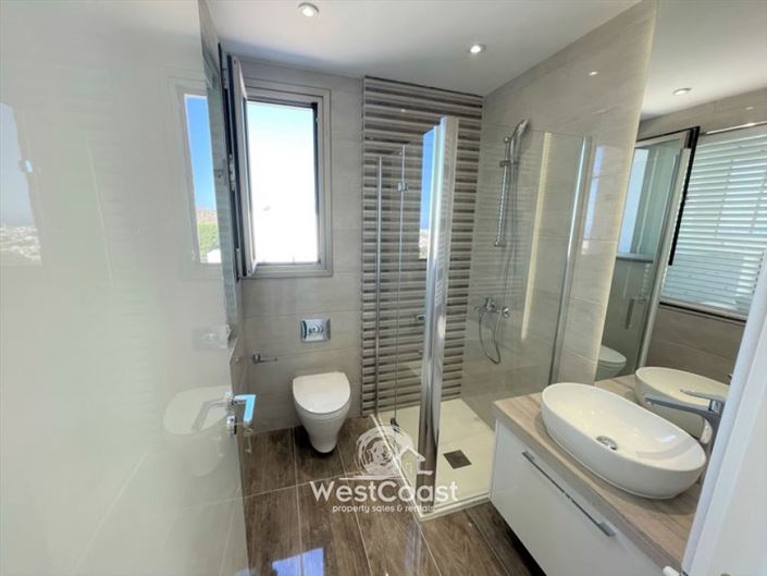 Image No.6-5 Bed Villa for sale