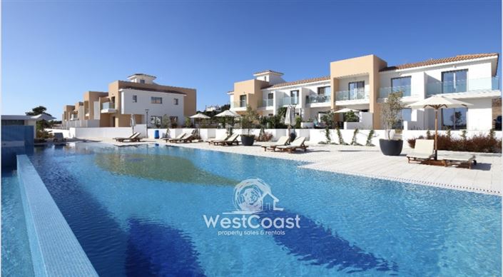 Image No.10-2 Bed Townhouse for sale