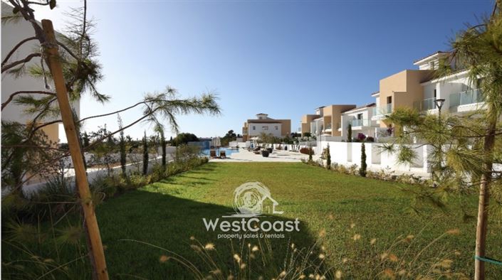 Image No.2-2 Bed Townhouse for sale