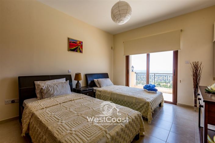 Image No.8-Villa de 4 chambres à vendre à Thrinia