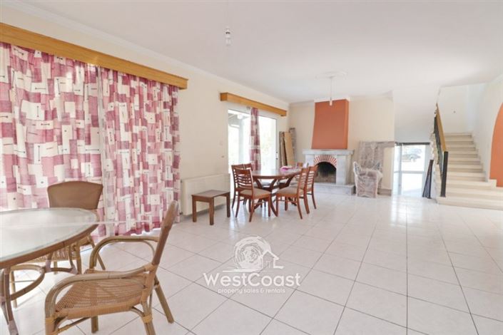 Image No.5-Villa de 3 chambres à vendre à Tsada