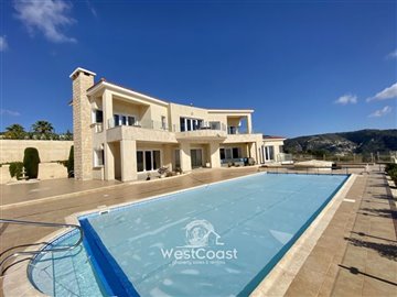 165345-detached-villa-for-sale-in-akoursosful