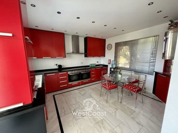 174026-detached-villa-for-sale-in-coral-bayfu