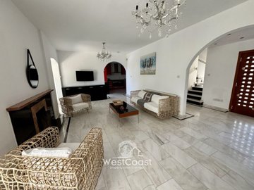 174036-detached-villa-for-sale-in-coral-bayfu