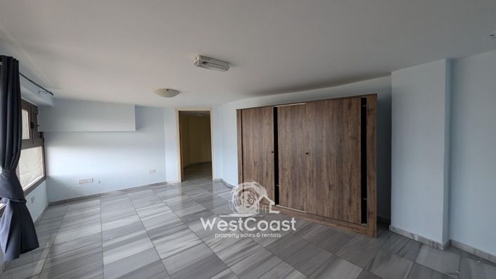 Image No.7-Commercial à vendre à Tombs of the Kings