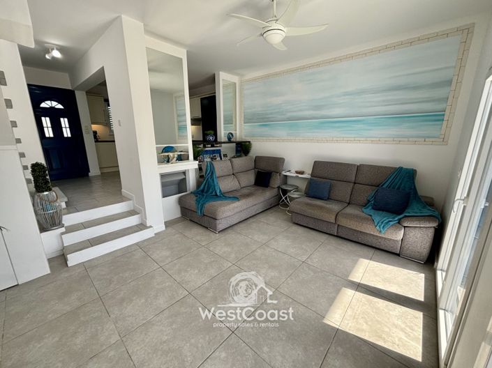 Image No.10-2 Bed Villa for sale