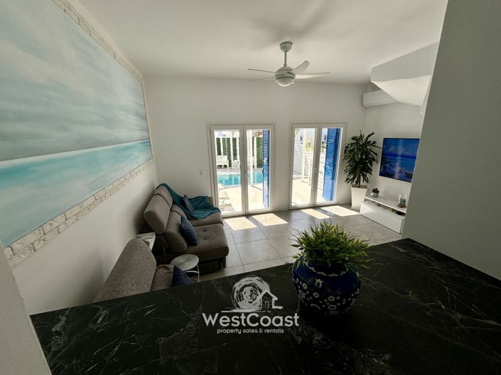 Image No.9-2 Bed Villa for sale