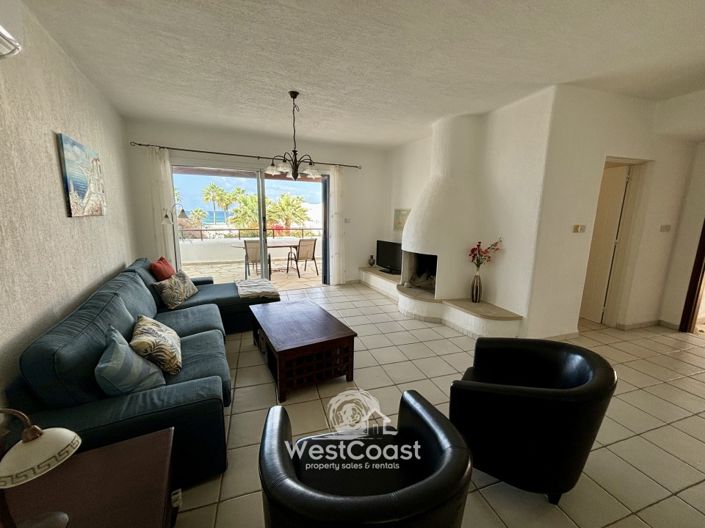 Image No.2-6 Bed Villa for sale