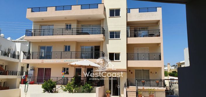 Image No.2-Appartement de 2 chambres à vendre à Yeroskipou