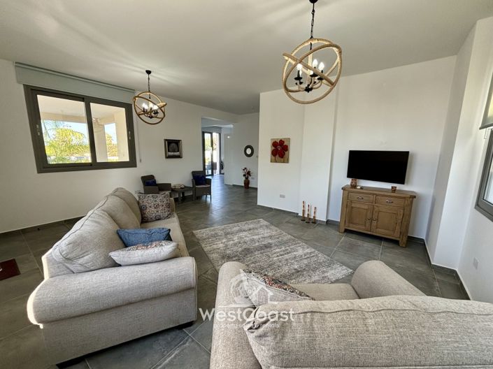 Image No.2-4 Bed Villa for sale