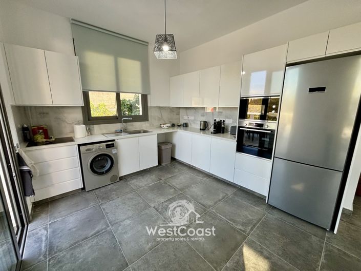 Image No.4-4 Bed Villa for sale