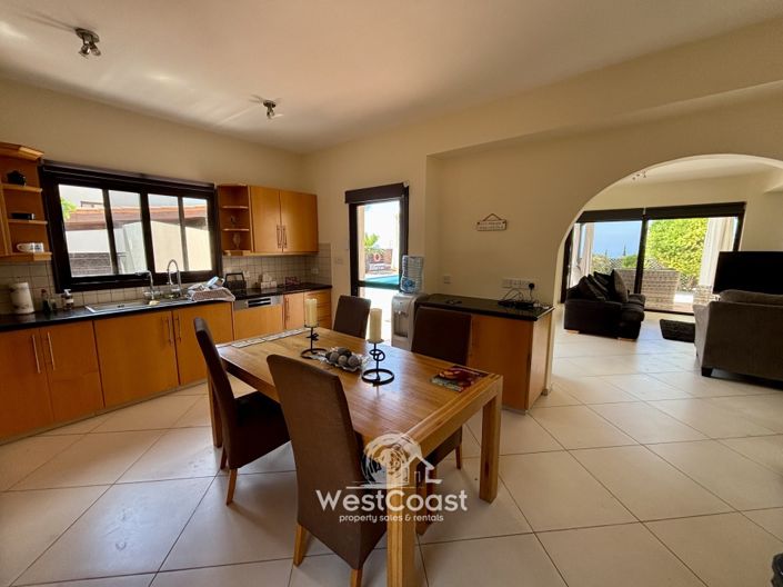 Image No.5-3 Bed Villa for sale