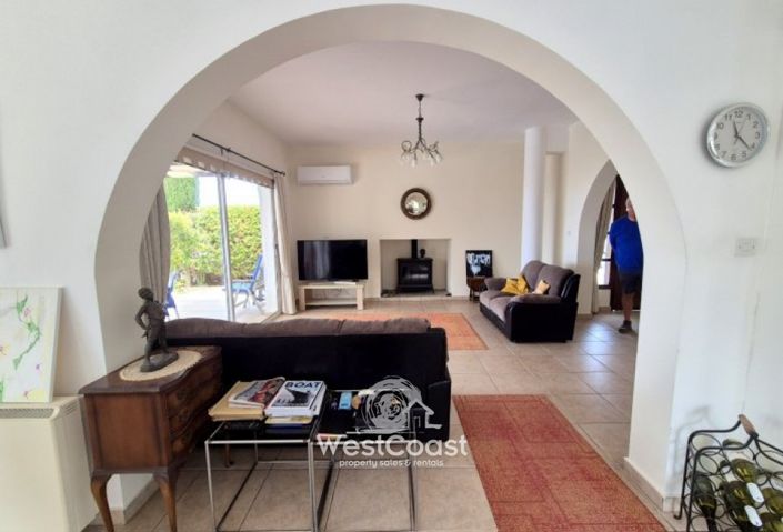 Image No.5-3 Bed Villa for sale