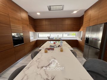 180953-detached-villa-for-sale-in-yeroskipouf