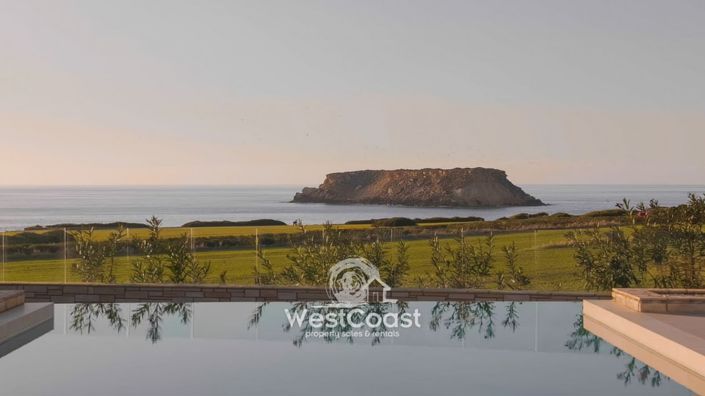 Image No.8-6 Bed Villa for sale