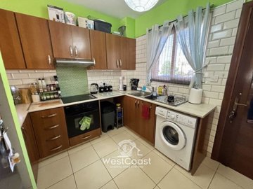 184124-apartment-for-sale-in-mandriafull