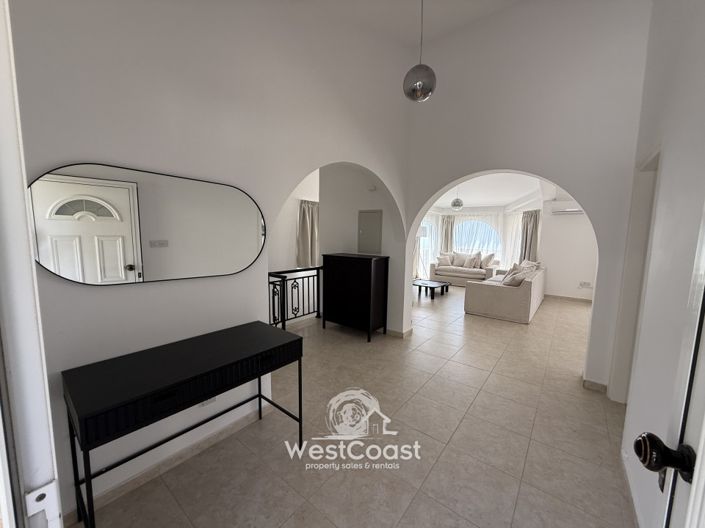 Image No.8-5 Bed Villa for sale