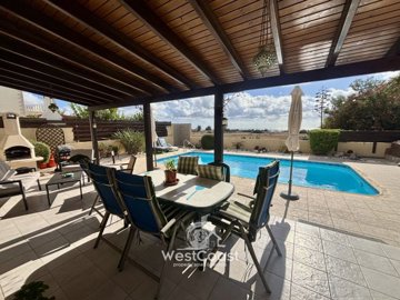 185277-detached-villa-for-sale-in-peyiafull