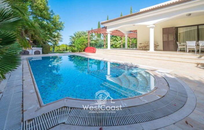 Image No.2-4 Bed Villa for sale