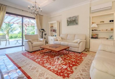 185584-detached-villa-for-sale-in-latchifull