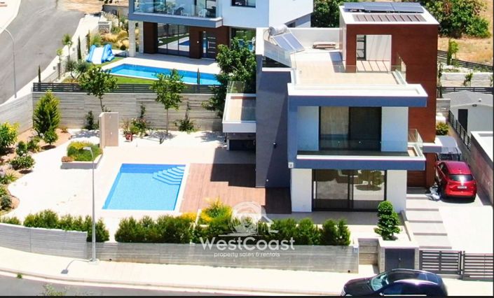 Image No.2-3 Bed Villa for sale