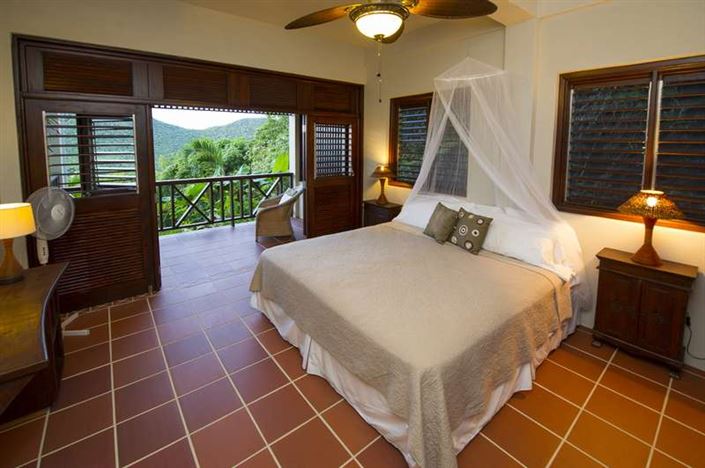 Image No.9-8 Bed Villa for sale