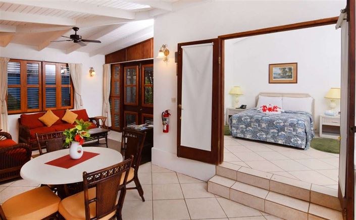 Image No.17-11 Bed Hotel for sale