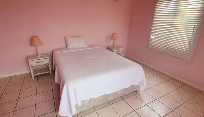 Image No.18-3 Bed Villa for sale